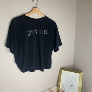 Nike Just Do It Graphic Logo Crew Tee • Black • S